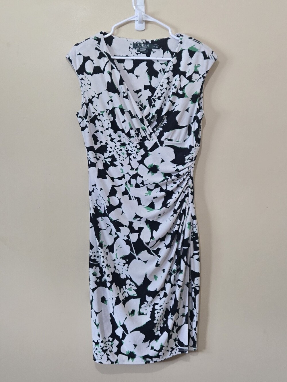 Lauren Ralph Lauren Floral Rouched Fitted Dress